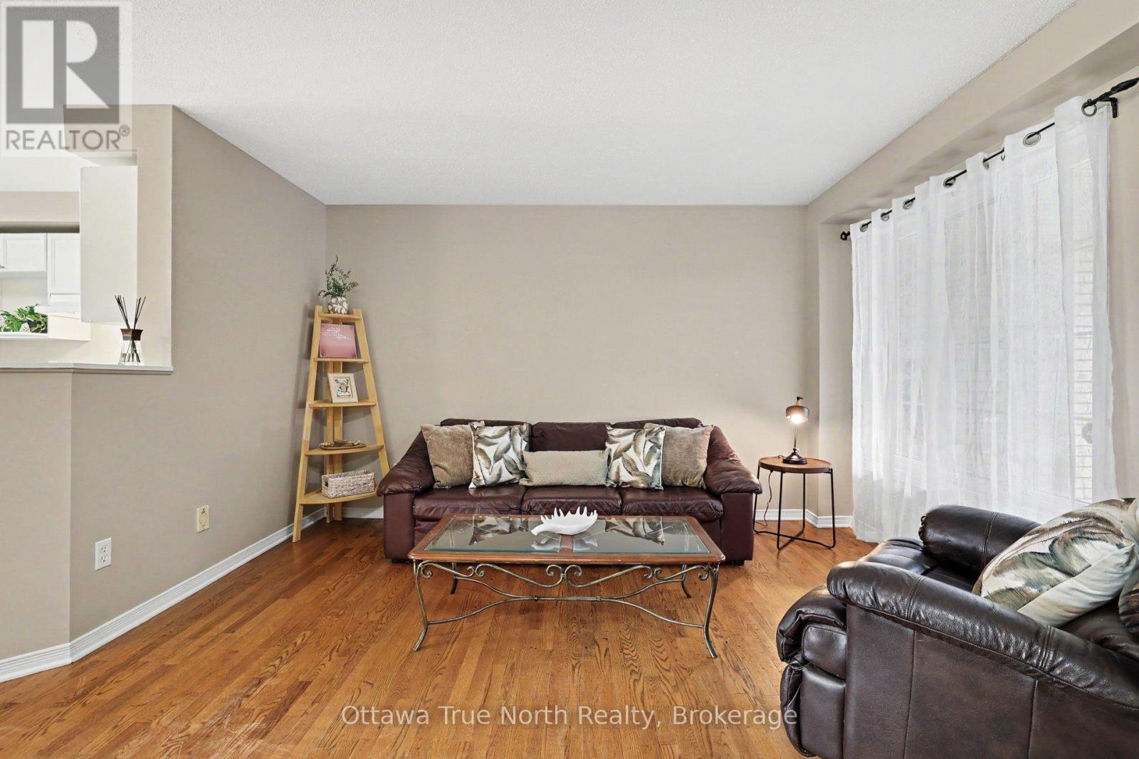 187 KINCARDINE DRIVE - 5