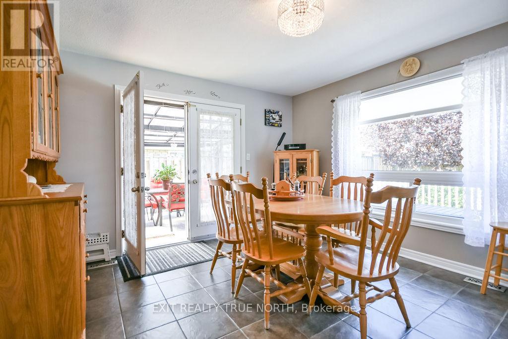 32 GRAHAM STREET - 12