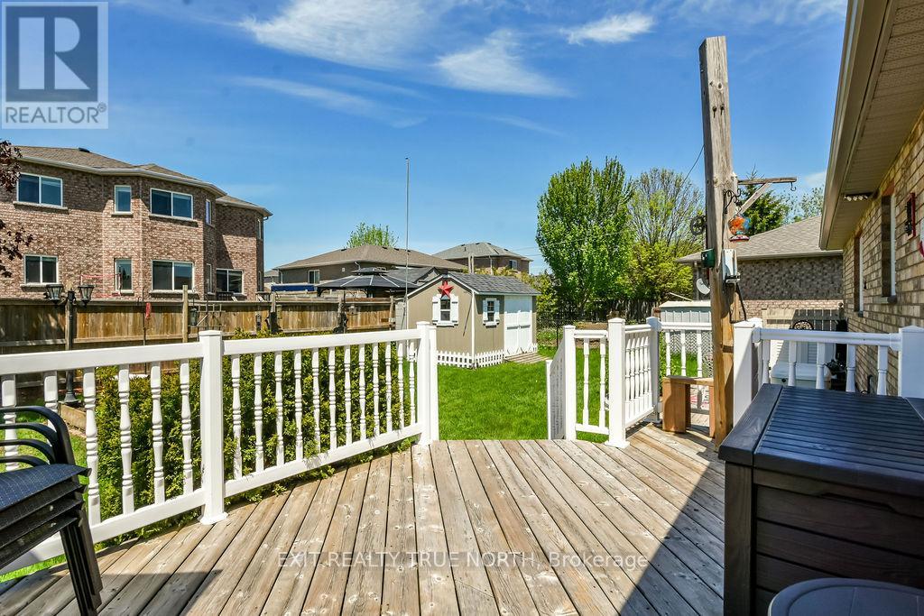 32 GRAHAM STREET - 32