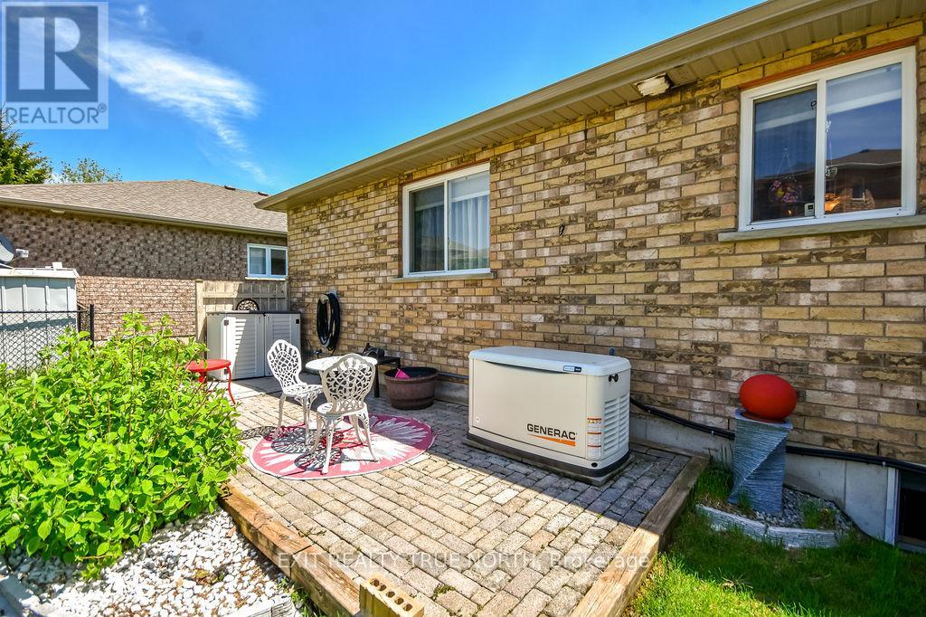 32 GRAHAM STREET - 35