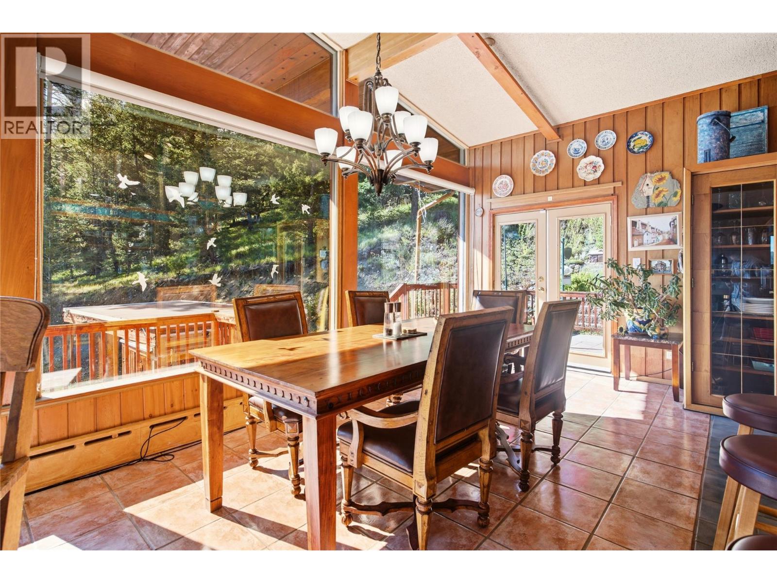 8130 SUN VALLEY Road - 7