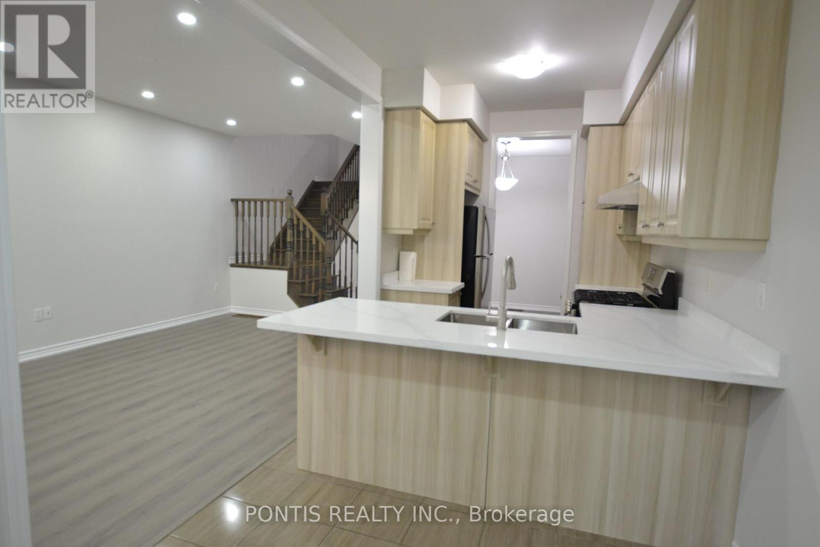 47 PHYLLIS DRIVE - 9
