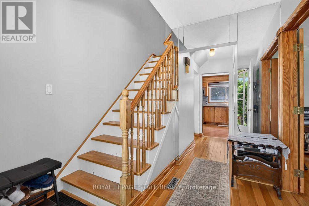 2440 CYPRUS AVENUE - 19