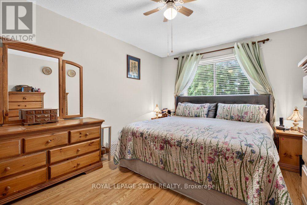 2440 CYPRUS AVENUE - 20