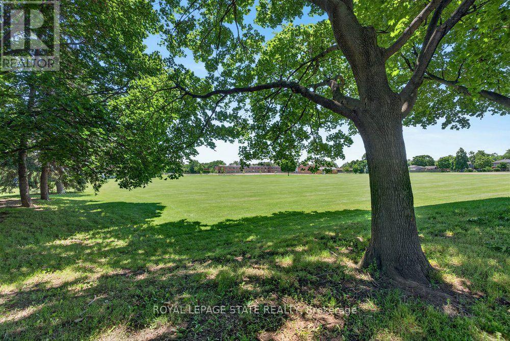 2440 CYPRUS AVENUE - 37