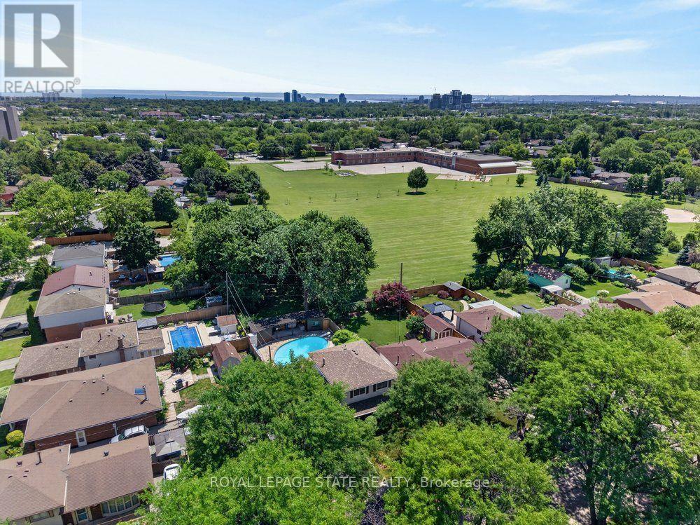 2440 CYPRUS AVENUE - 6