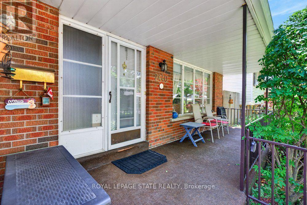 2440 CYPRUS AVENUE - 8