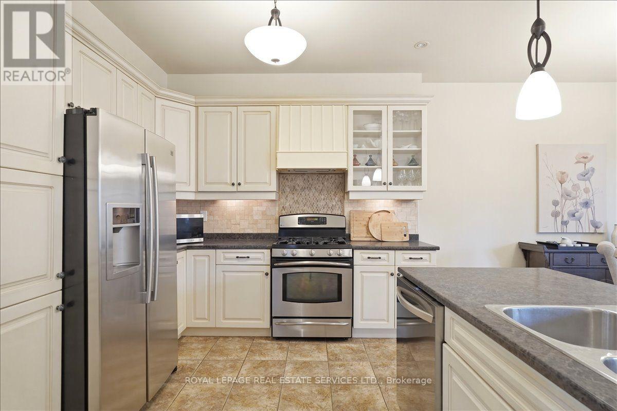 3343 STOCKSBRIDGE AVENUE - Image 12