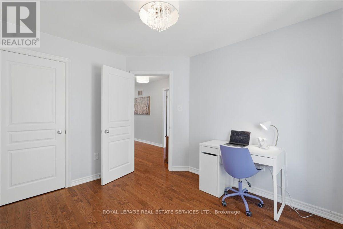3343 STOCKSBRIDGE AVENUE - Image 27