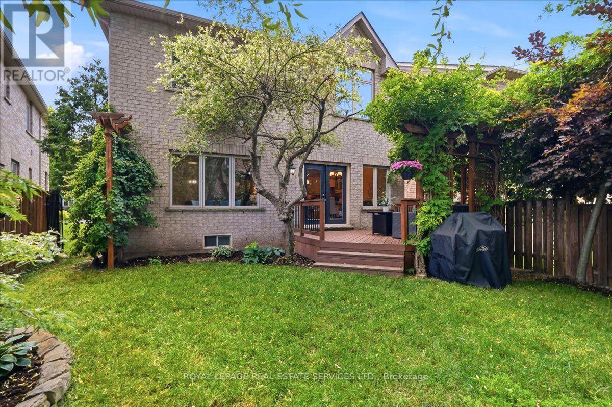 3343 STOCKSBRIDGE AVENUE - 38