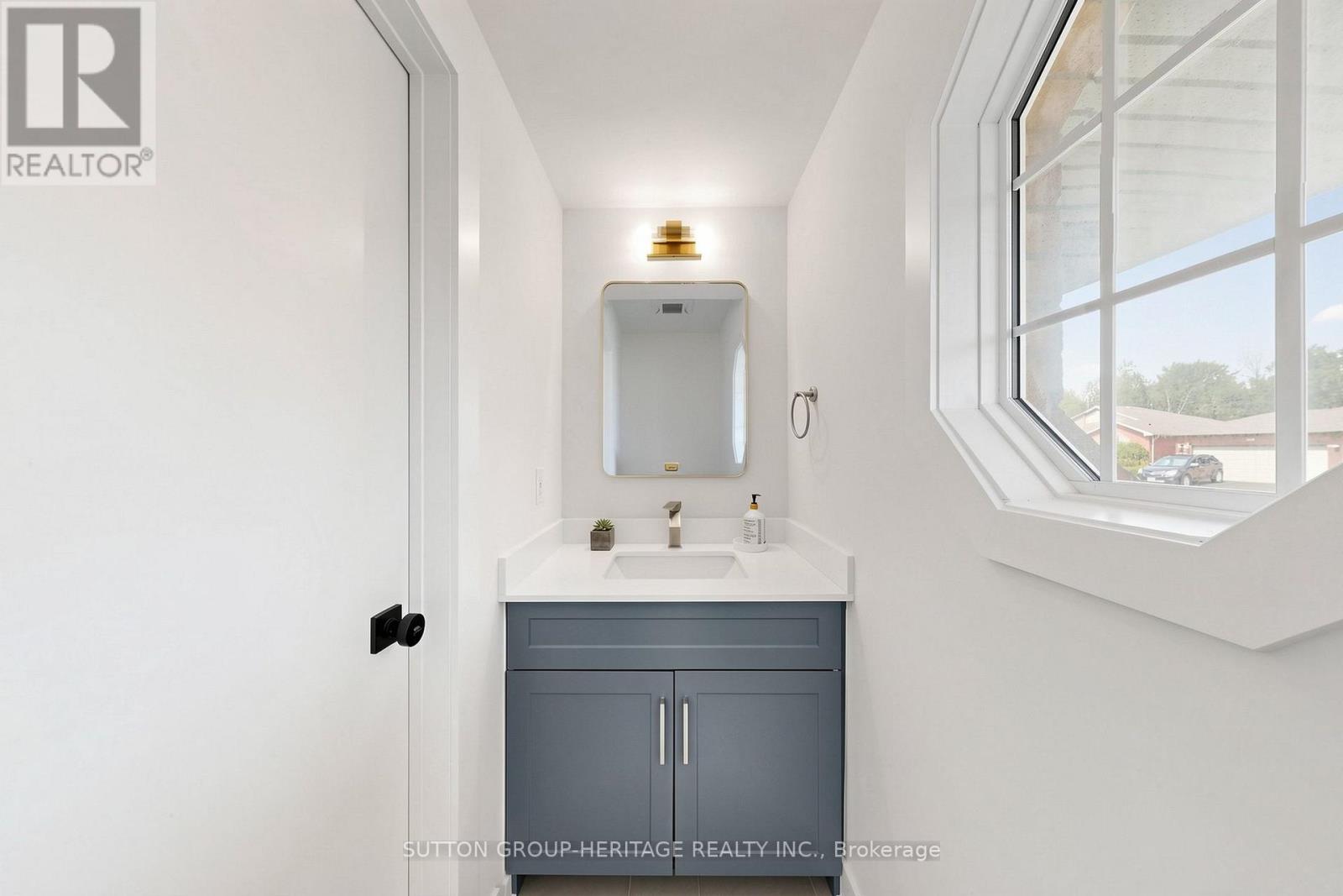 1 SHERWOOD STREET - 15