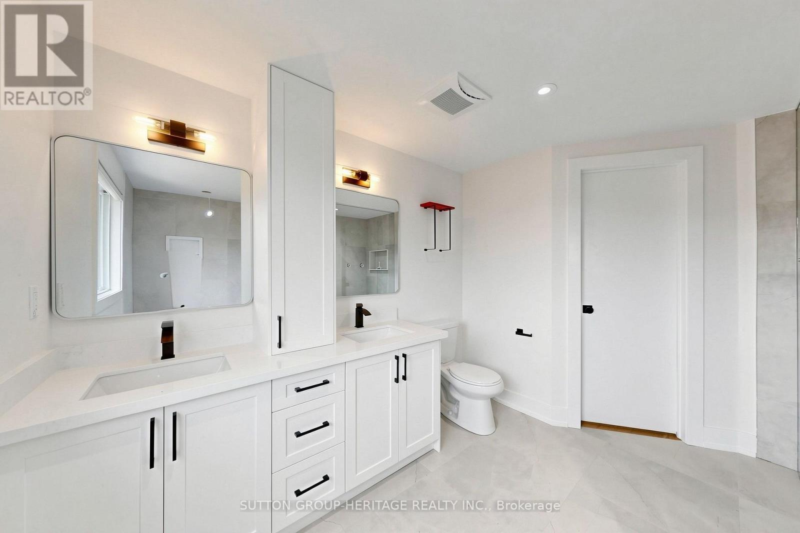 1 SHERWOOD STREET - 21