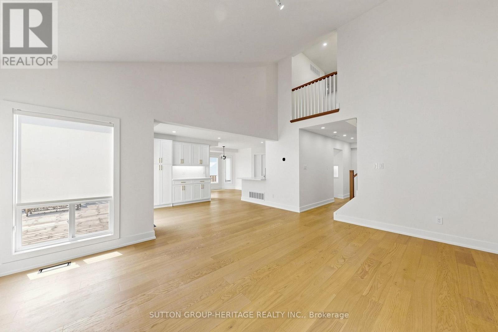 1 SHERWOOD STREET - 6