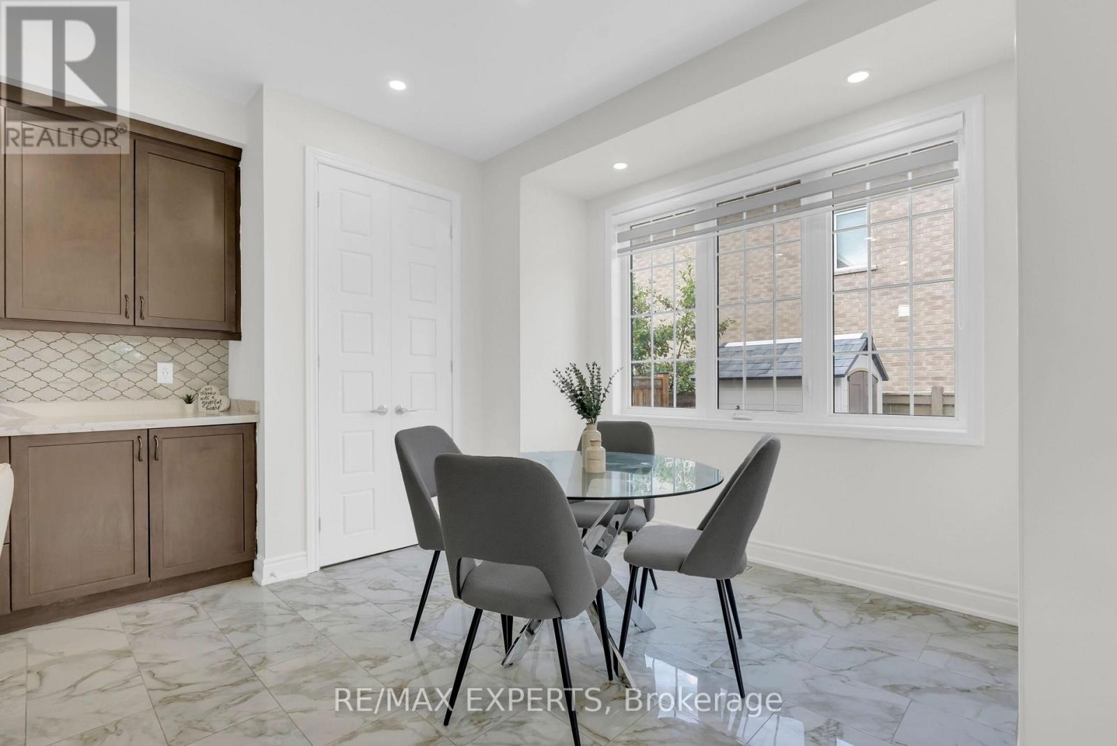 1253 DUIGNAN CRESCENT - 16