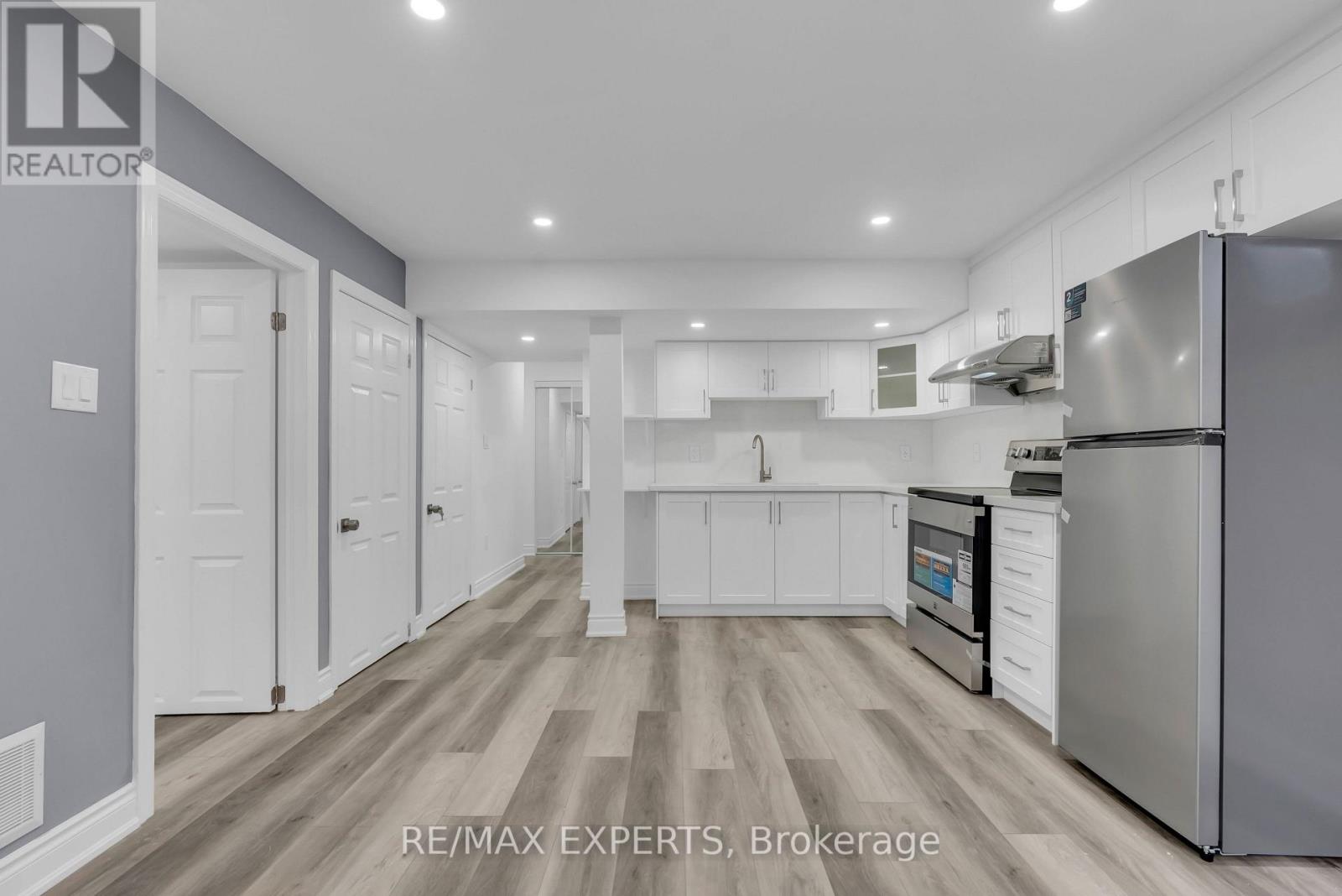 1253 DUIGNAN CRESCENT - 40