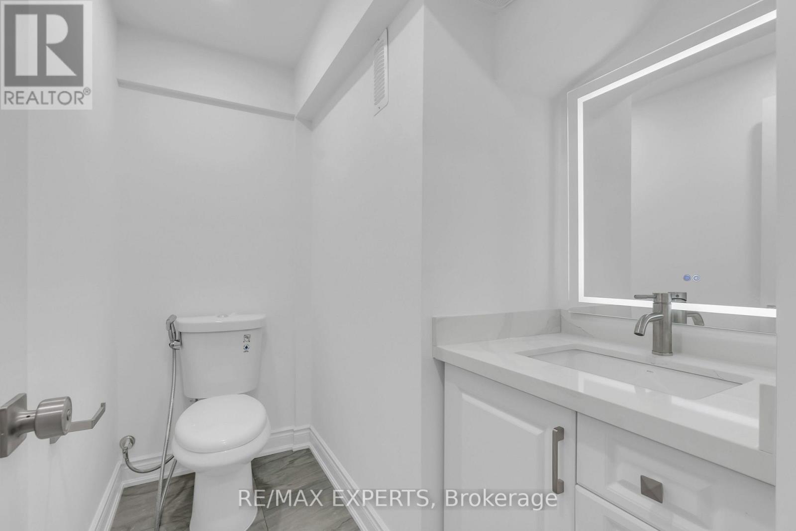 1253 DUIGNAN CRESCENT - 46