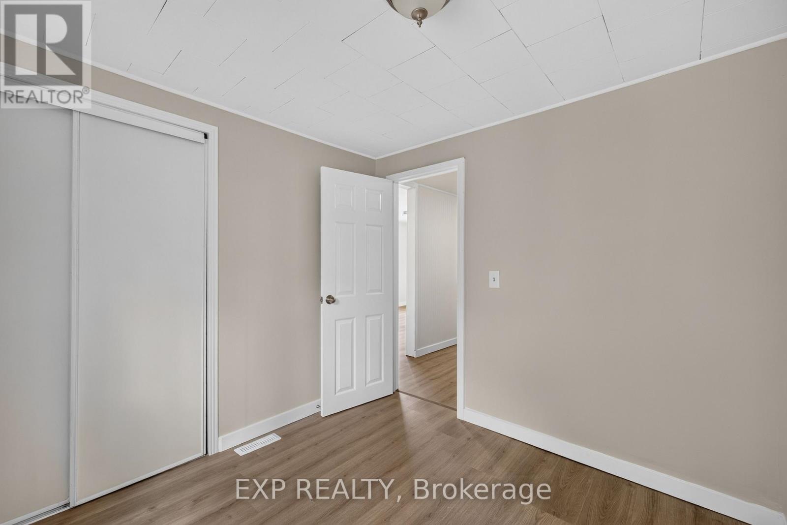 146 WHITING STREET - 12