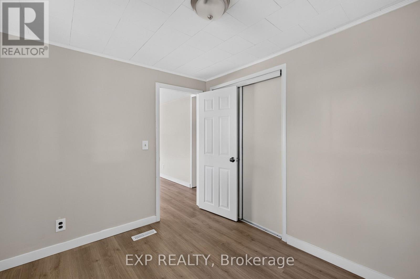 146 WHITING STREET - 10