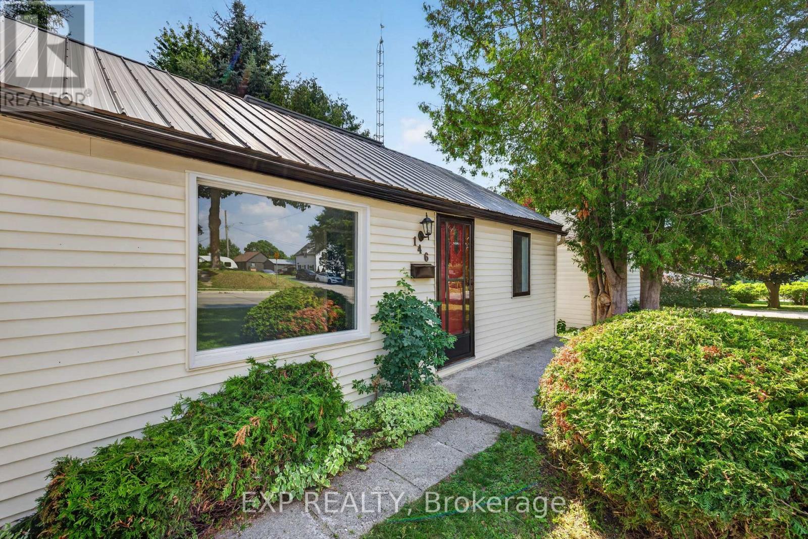 146 WHITING STREET - 4