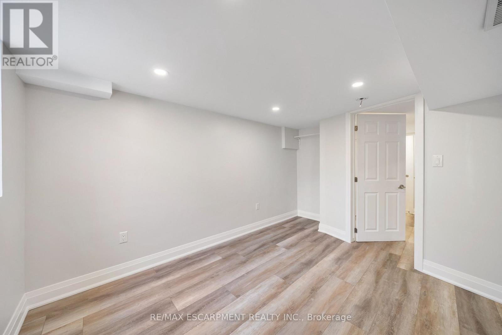 30 LOTTRIDGE STREET - 43