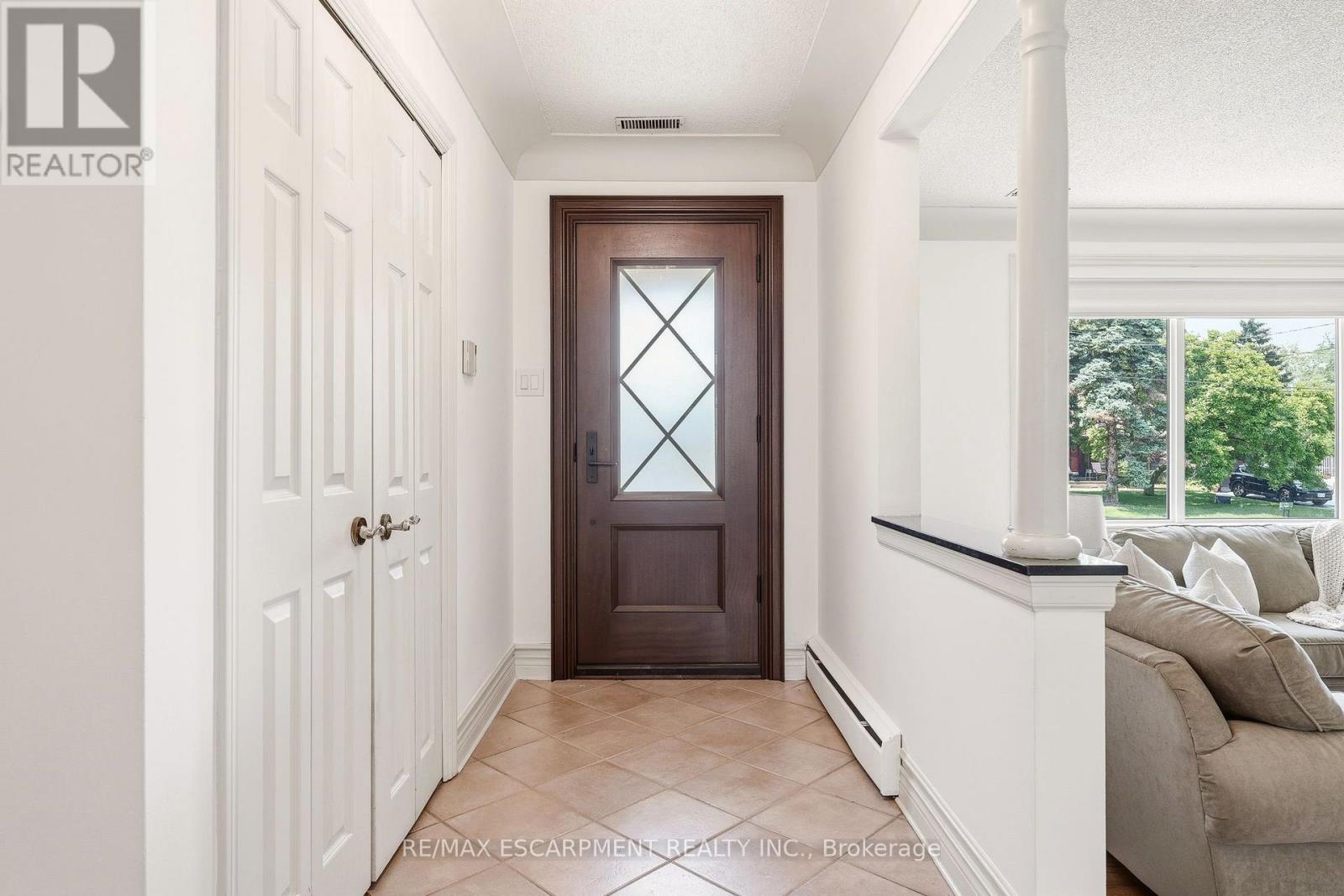 27 BRENTWOOD DRIVE - Image 4