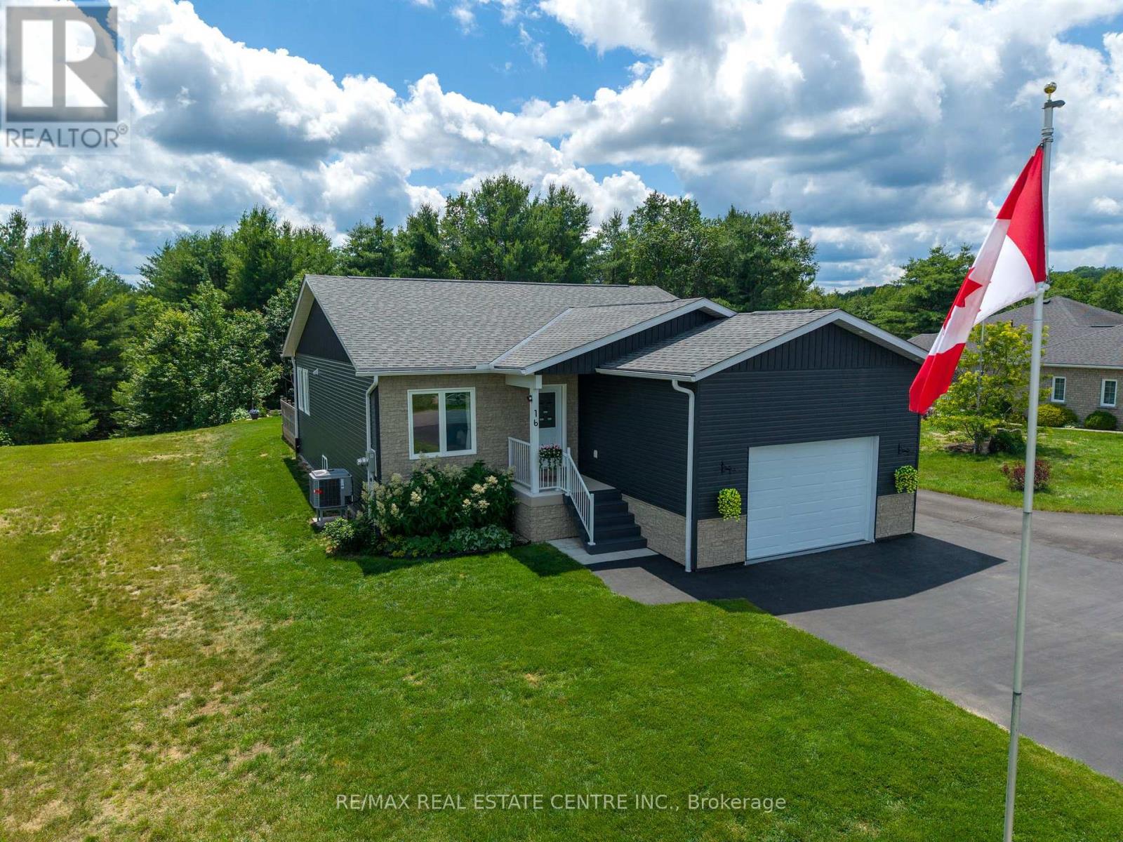 16 WILLIAMS DRIVE - 40