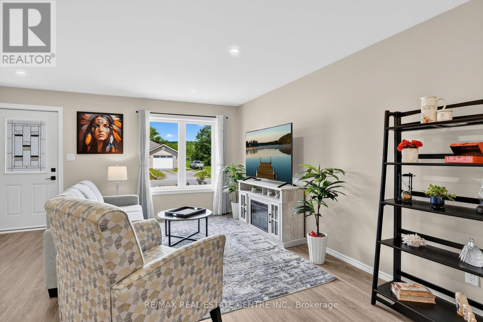 16 WILLIAMS DRIVE - 7