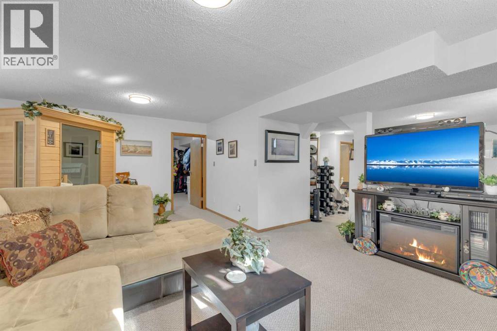 49 Willow Springs Crescent - 32