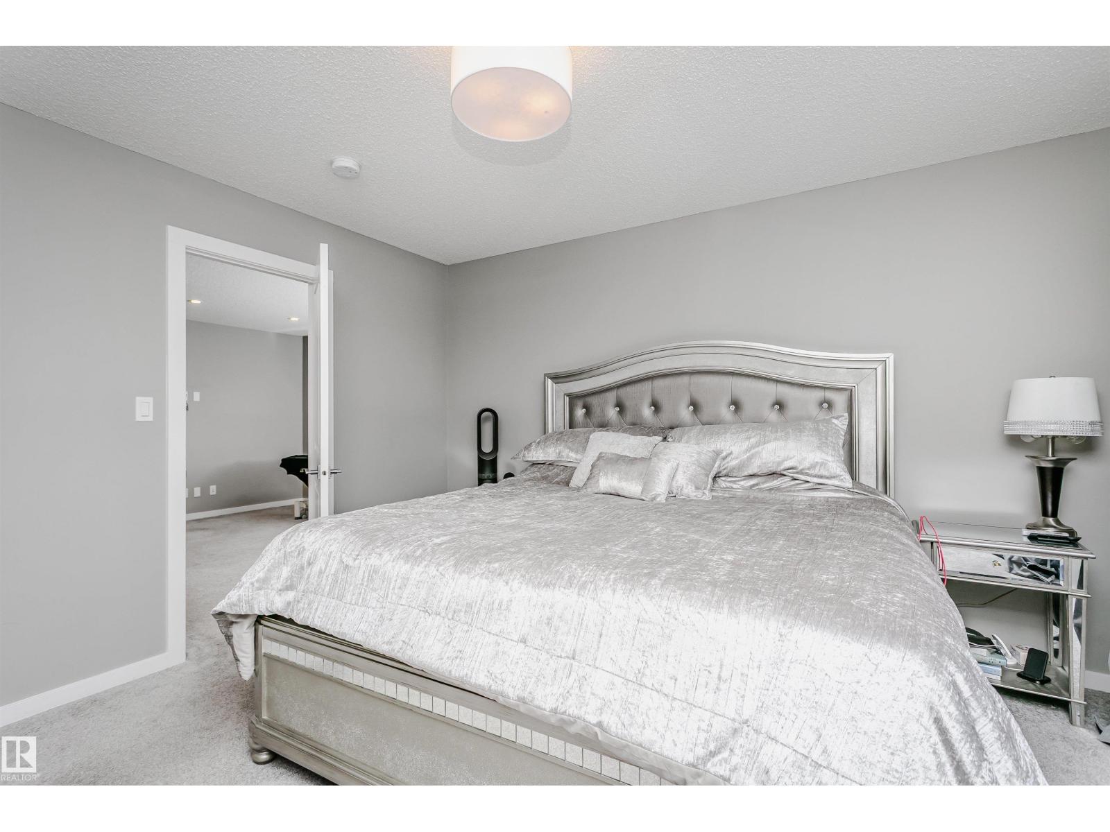 7322 CHIVERS CR SW - 31
