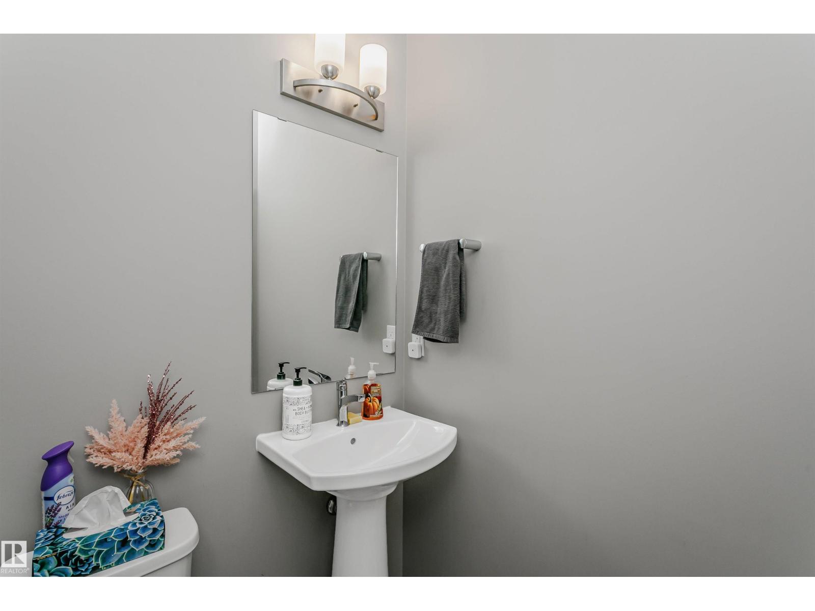 7322 CHIVERS CR SW - 23