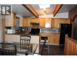 1472 Pipeline Road, Coquitlam, BC V3E2X1 Photo 11