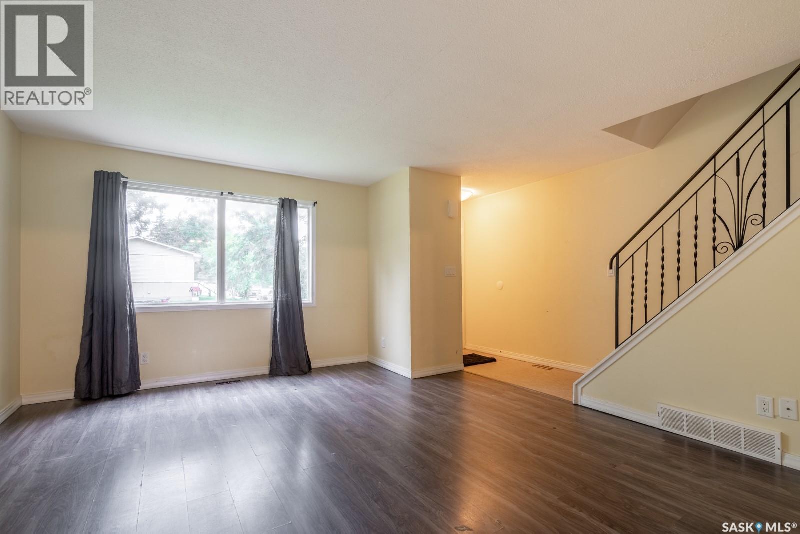 169 Rothwell CRESCENT - 4