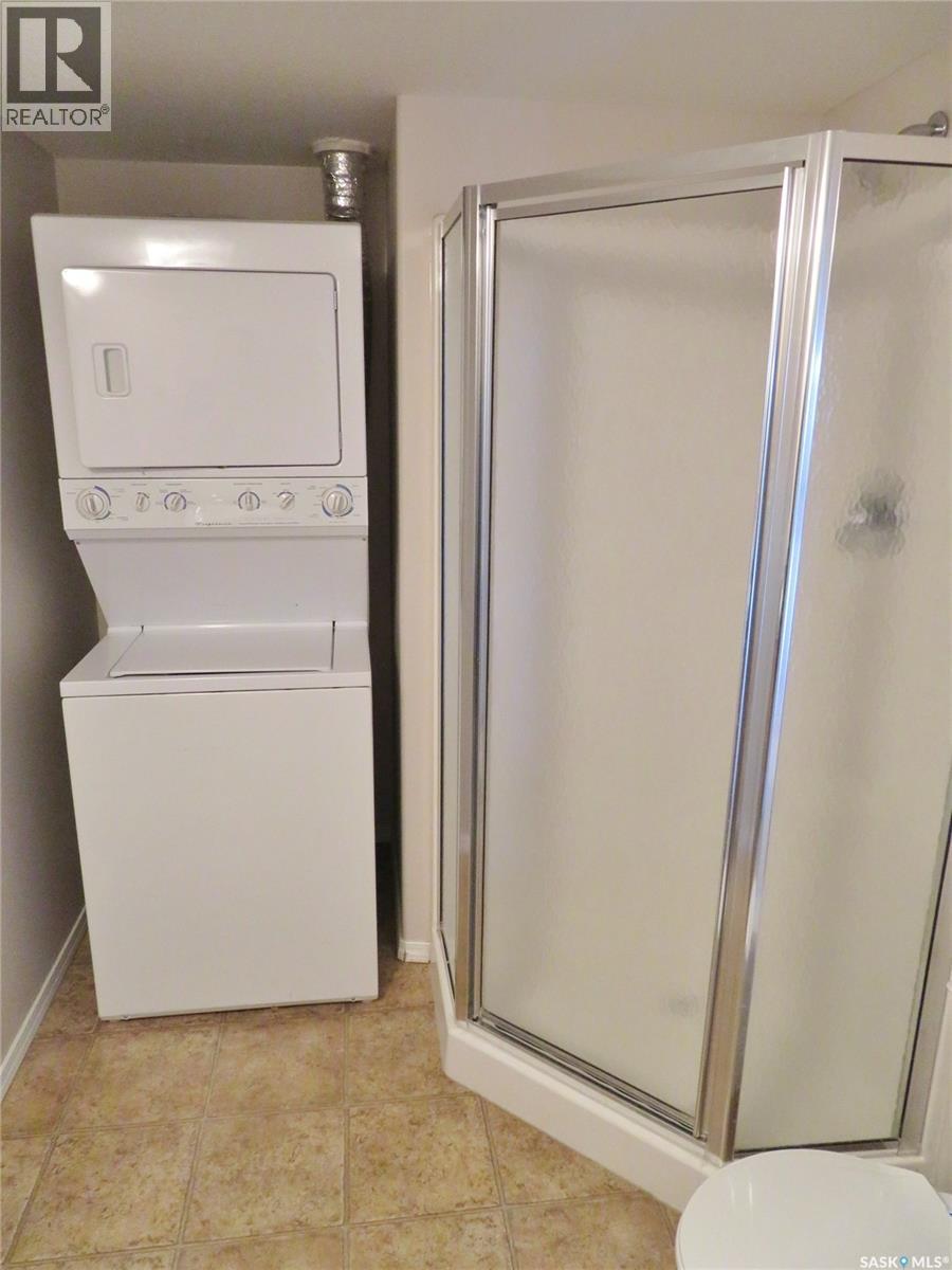 #214 100 1st AVENUE N - 13