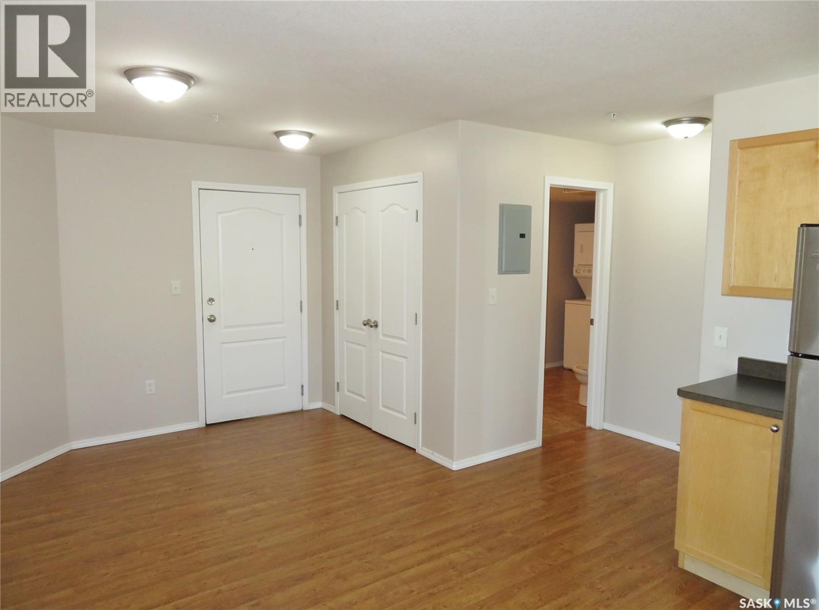 #214 100 1st AVENUE N - 6