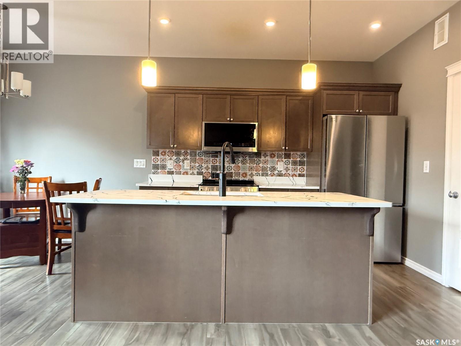 222 Pringle LANE - 7