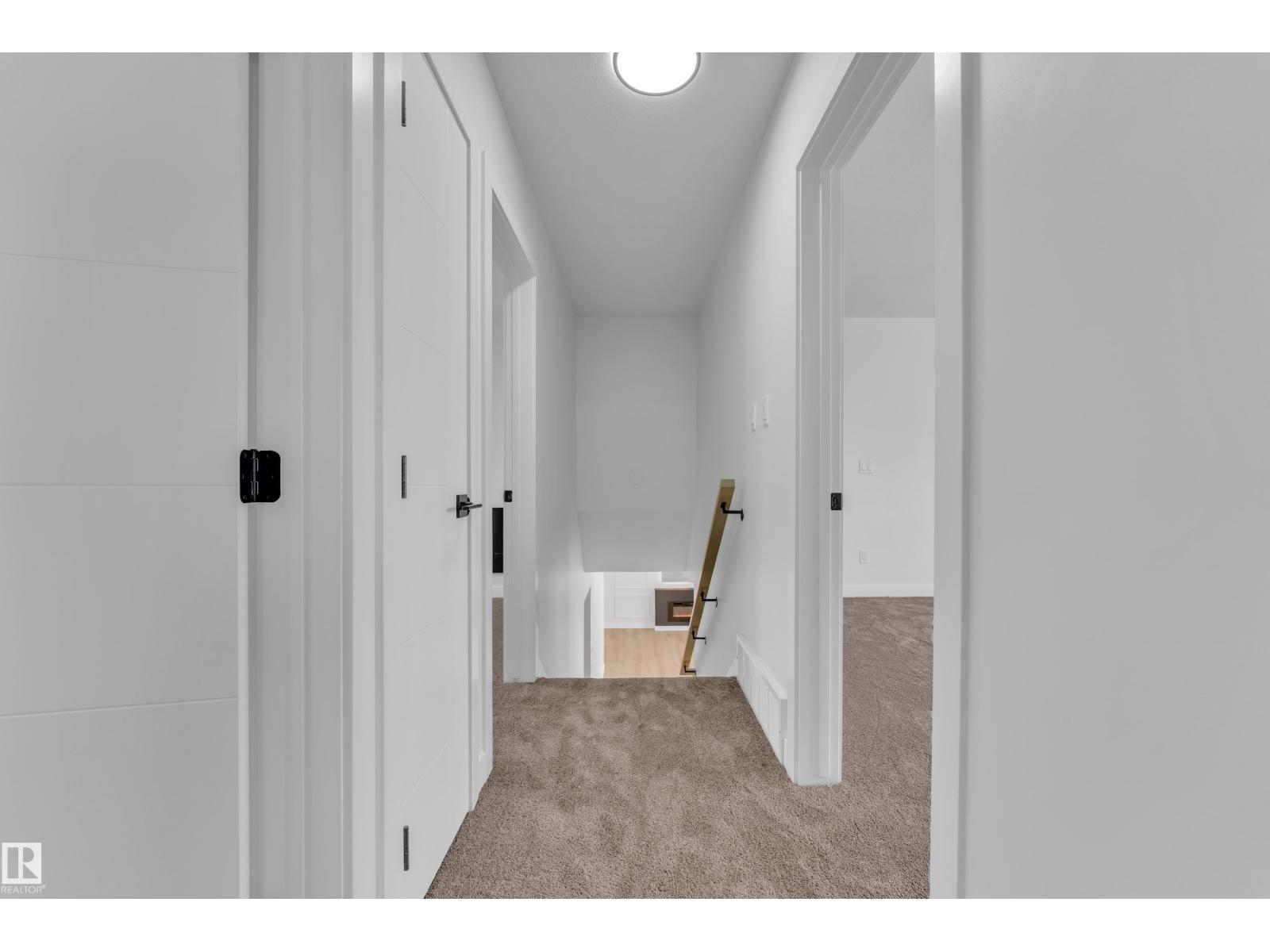 11615 24 AV NW - 24
