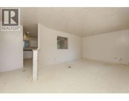 5754 Trout Lake Road, Halfmoon Bay, BC V7Z1H1 Photo 13