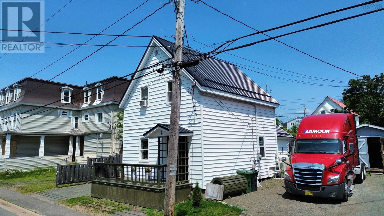 4 Victoria Street - 2