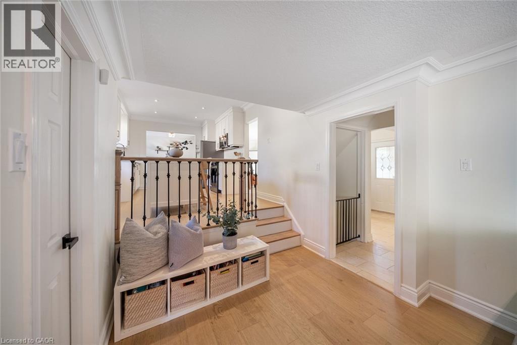 134 FAIRWOOD Place W - Image 17