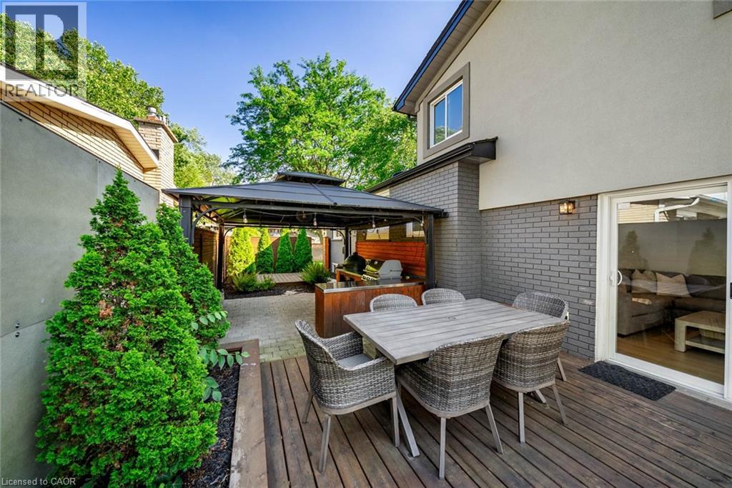 134 FAIRWOOD Place W - 39