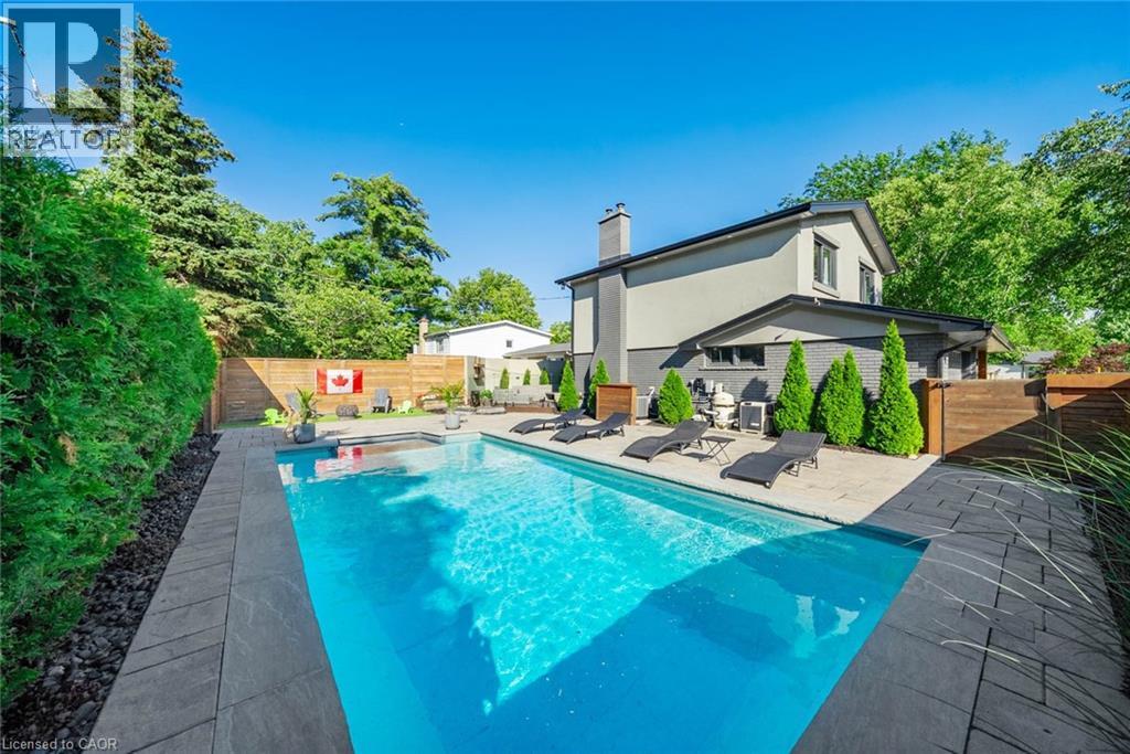 134 FAIRWOOD Place W - Image 45
