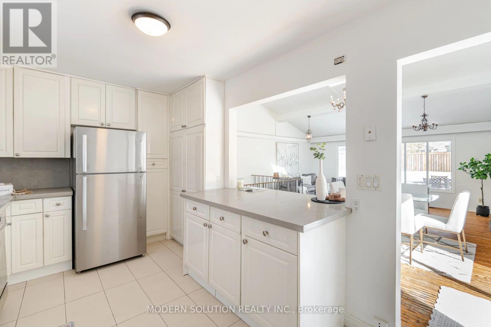 2557 MINDEMOYA ROAD - 13