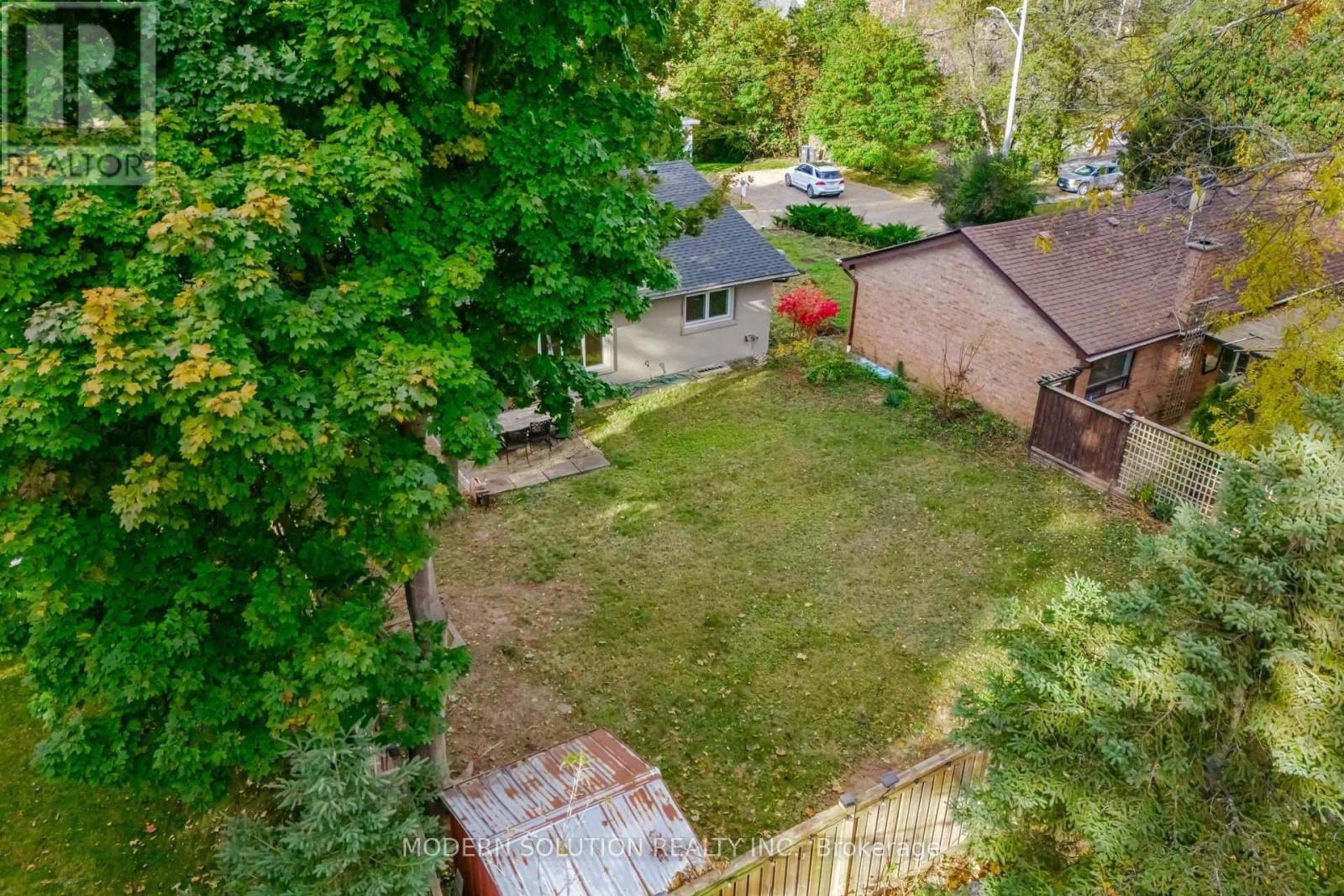 2557 MINDEMOYA ROAD - 26