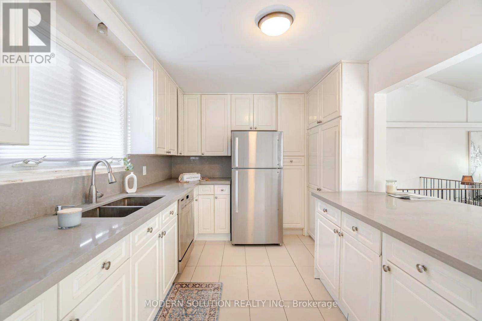 2557 MINDEMOYA ROAD - 10
