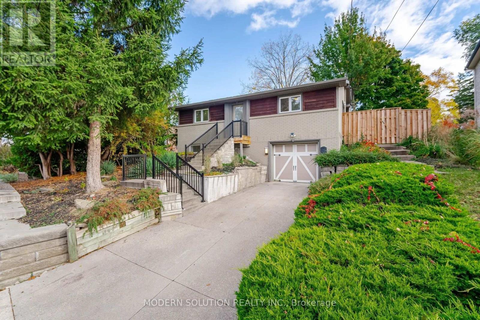 2557 MINDEMOYA ROAD - 2