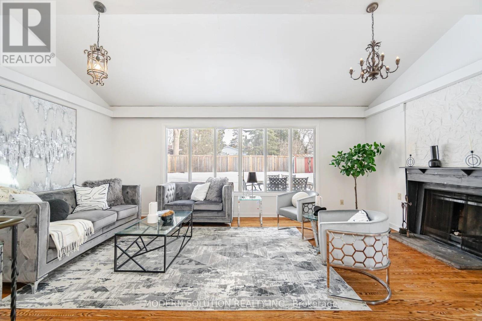 2557 MINDEMOYA ROAD - 6