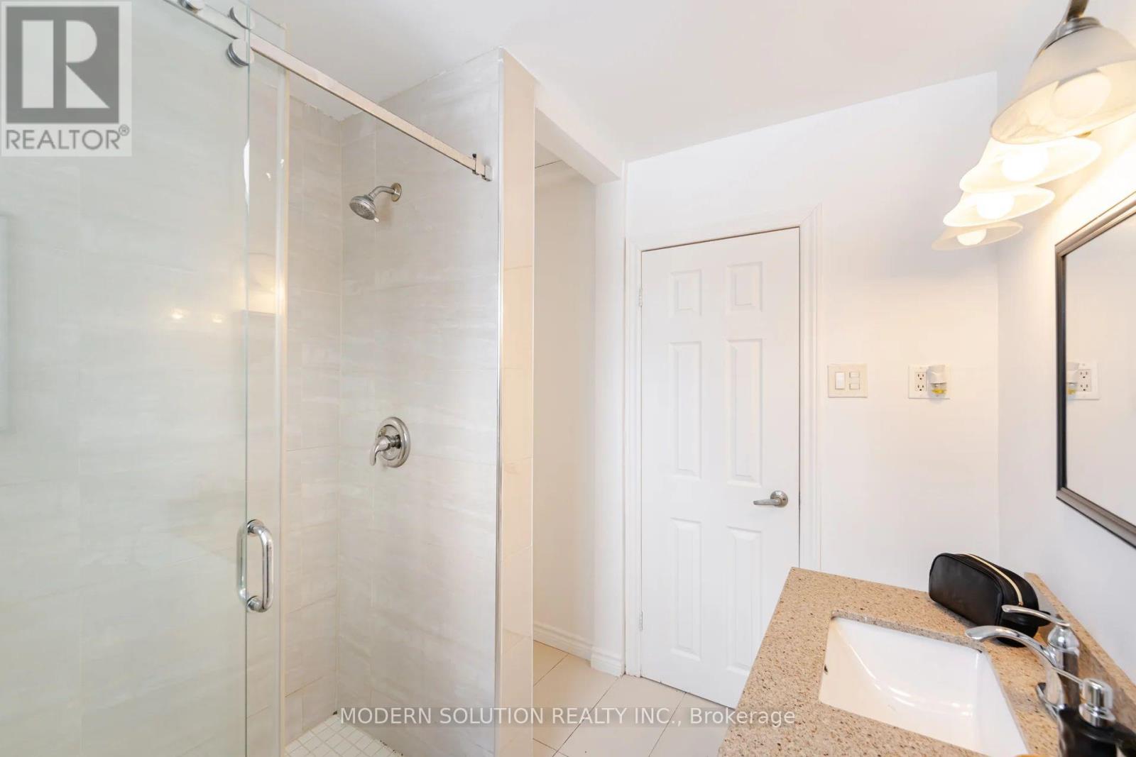 2557 MINDEMOYA ROAD - 20