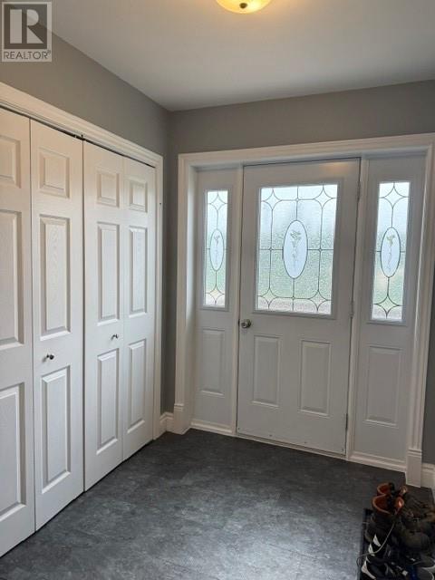27 Morris Crescent - 2