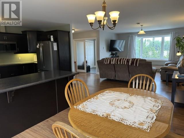 27 Morris Crescent - 20