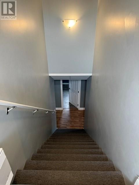 27 Morris Crescent - 26